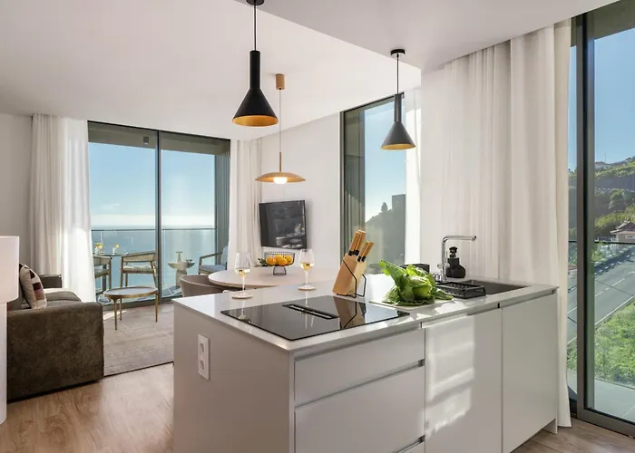 Hills Iv With Sea View شقة